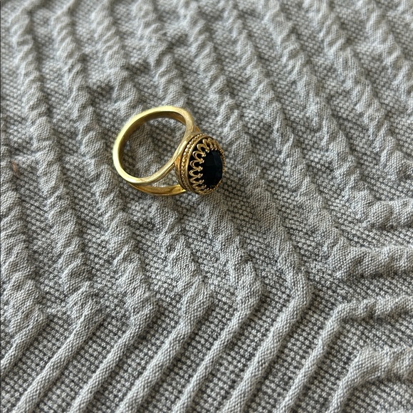 14k Rose Gold Ring with Black Onyx Stone - Picture 15 of 16